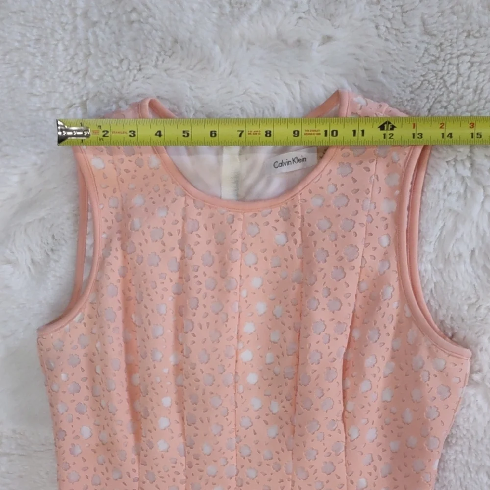 Calvin Klein Elegant Sleeveless Lace Dress in Soft Pink - Picture 10 of 17